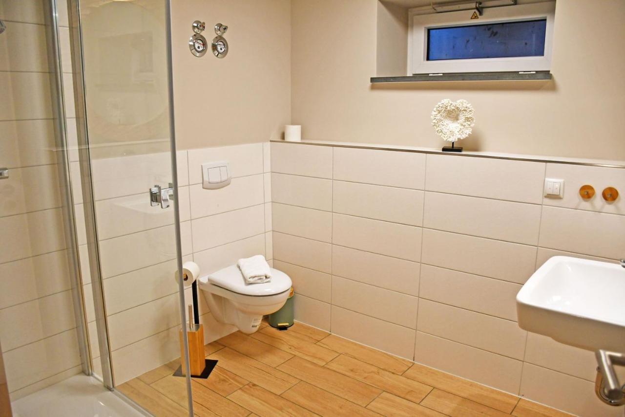 Schoene Ferienwohnungen Mit Kamin Im Ostseebad Sellin Exteriér fotografie