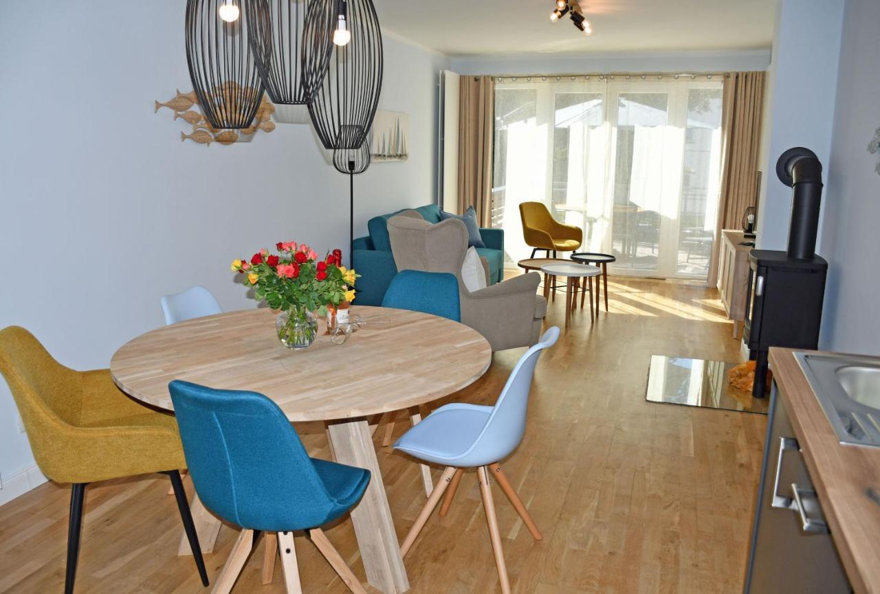 Schoene Ferienwohnungen Mit Kamin Im Ostseebad Sellin Exteriér fotografie